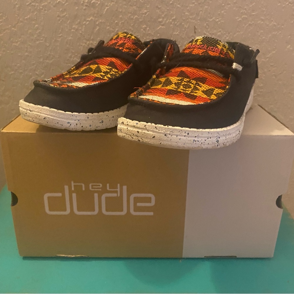 Hey Dude aztec print shoes